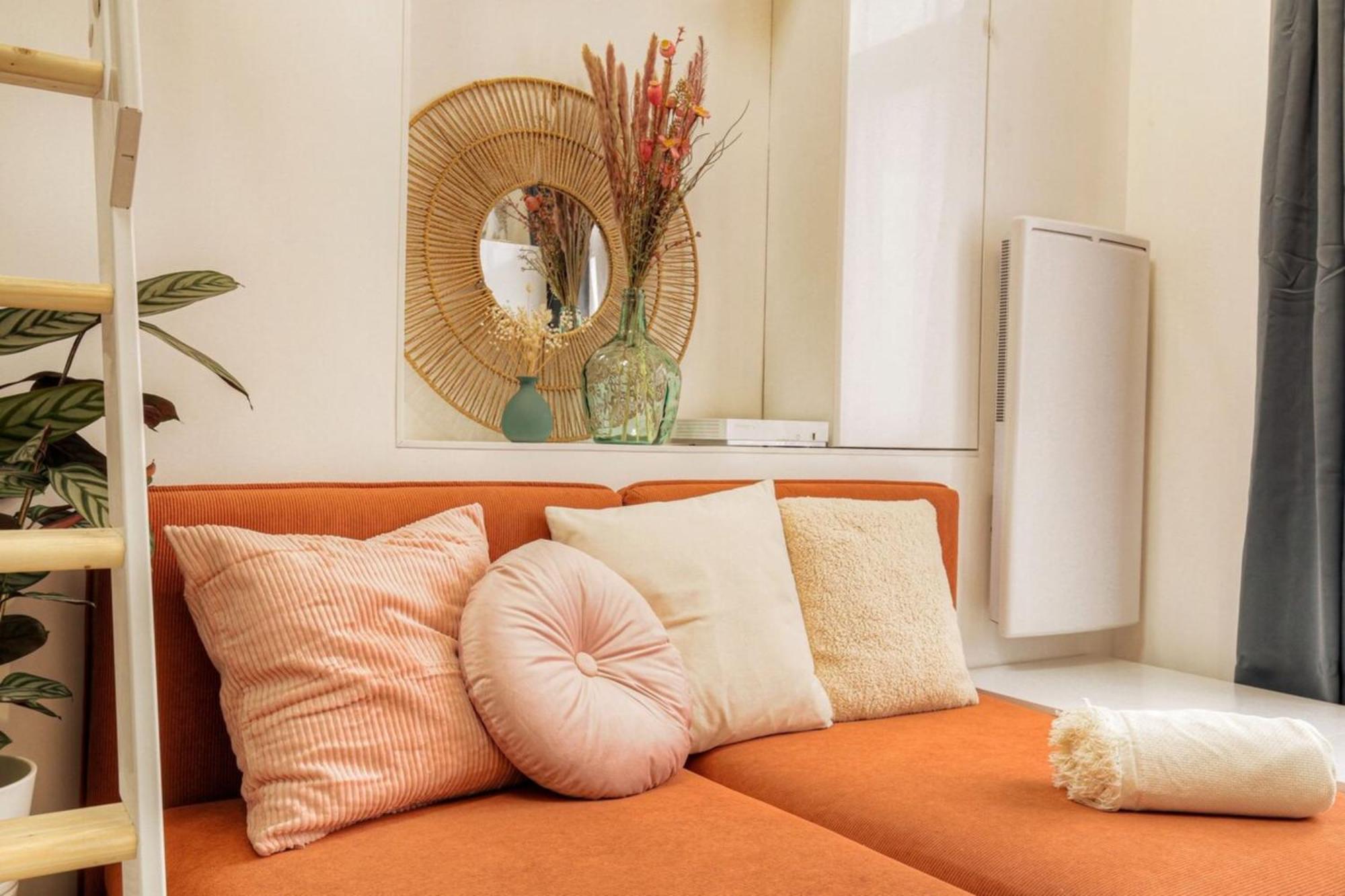Atypique Et Reposant Avec Parking Gratuit Apartment Villeurbanne Luaran gambar